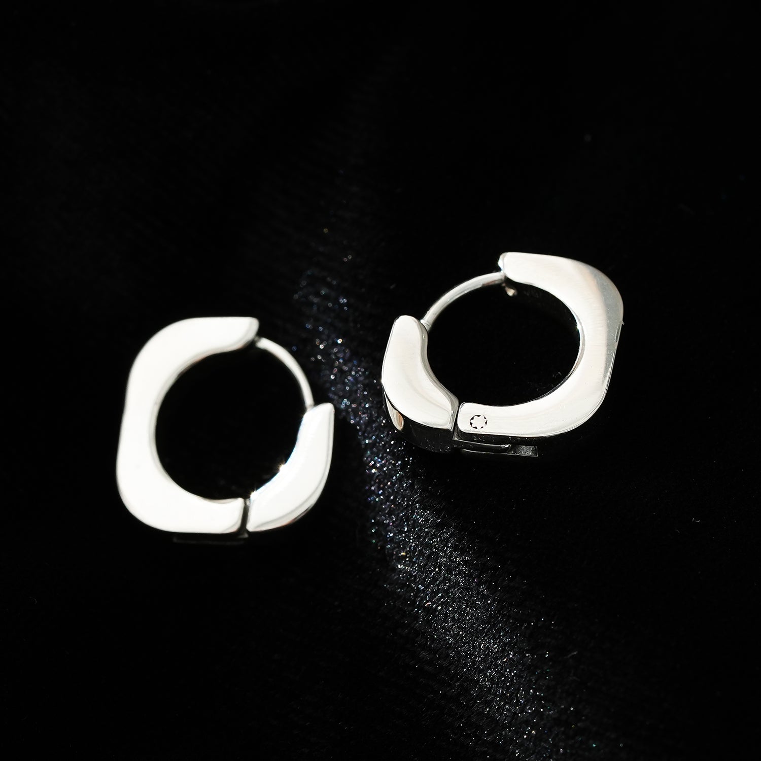 AIRA White Gold (Silver Toned): Industrial Chic-Tiny Rounded Squared Hoop Earrings