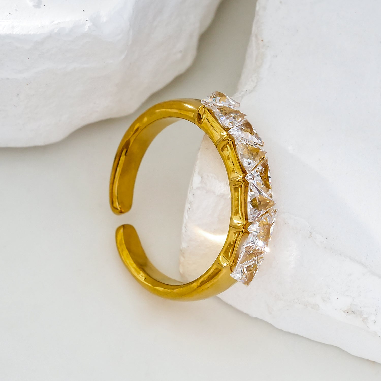 Style ALLY Gold: Zirconia Encased Row Ring