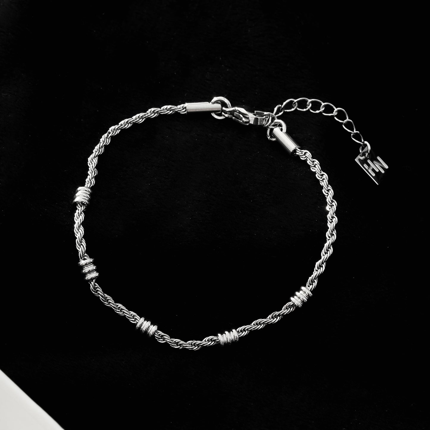 AMIENS Silver Toned White Gold: Beaded Rope Chain Bracelet