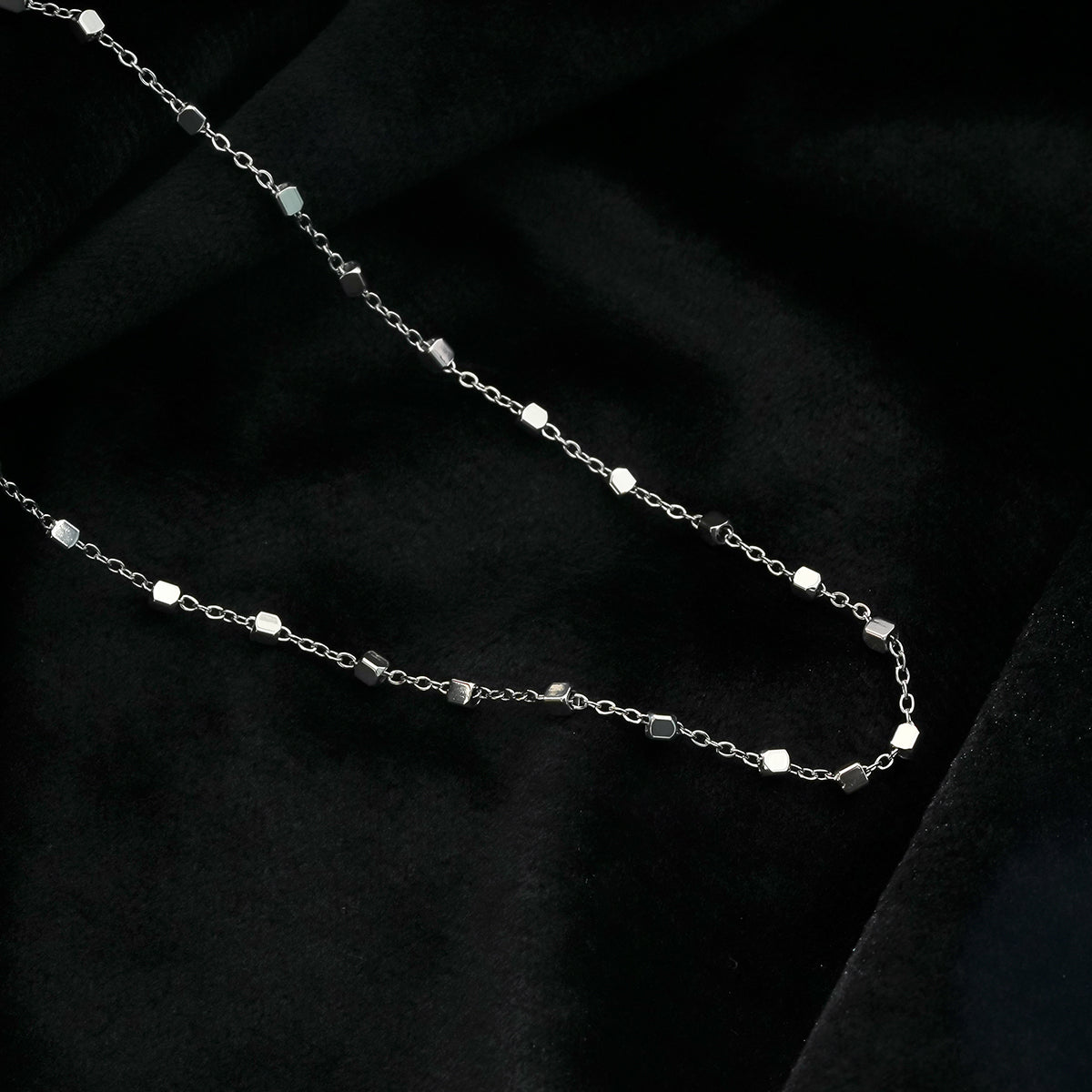 AUREOLE: Essential Daily Chain with Delicate Square Beads in Silver Toned White Gold.