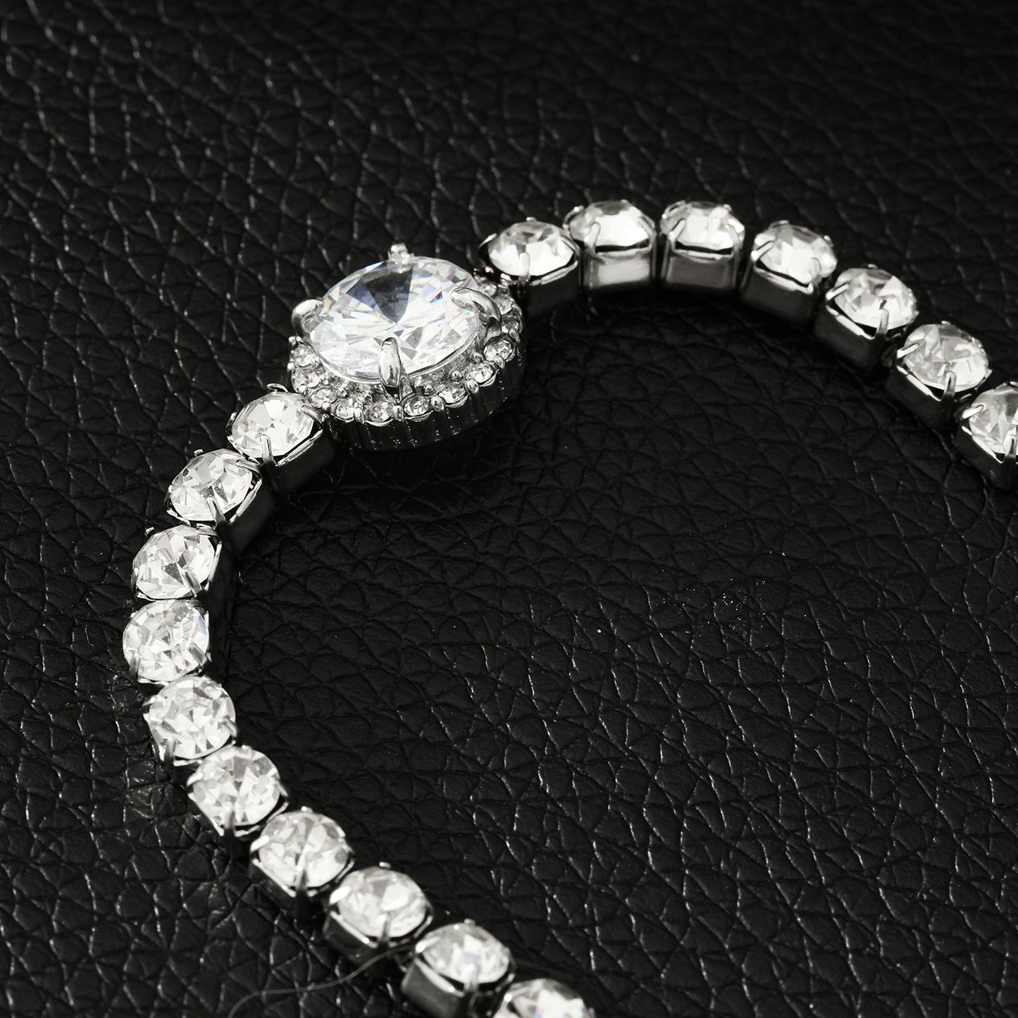 BEREA White Gold Silver Toned: Tennis Bracelet with Large Zirconia (CZ) Centrepiece  – Timeless Elegance for Every Occasion