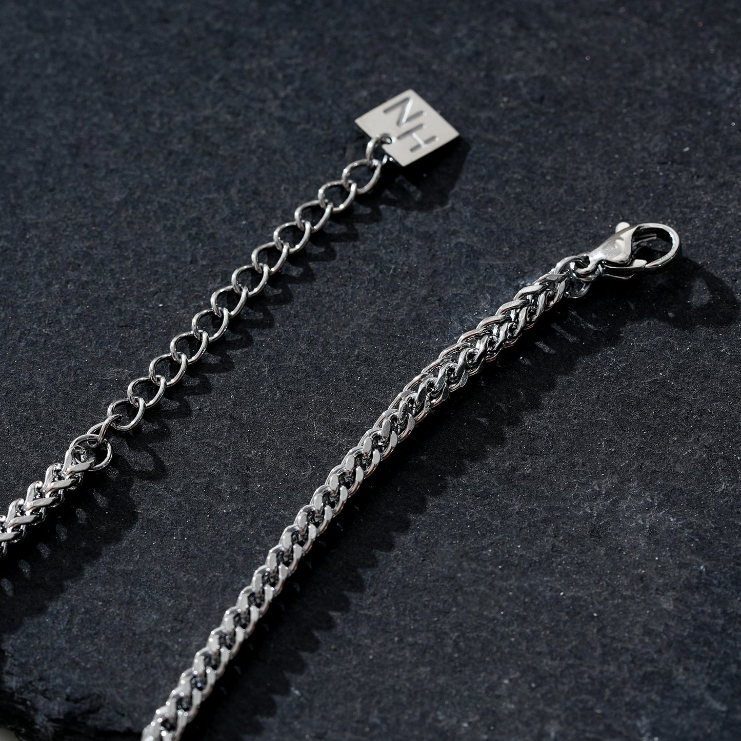 Style BILLIE LG 8832S: Cuban Link Chain Silver Bracelet.