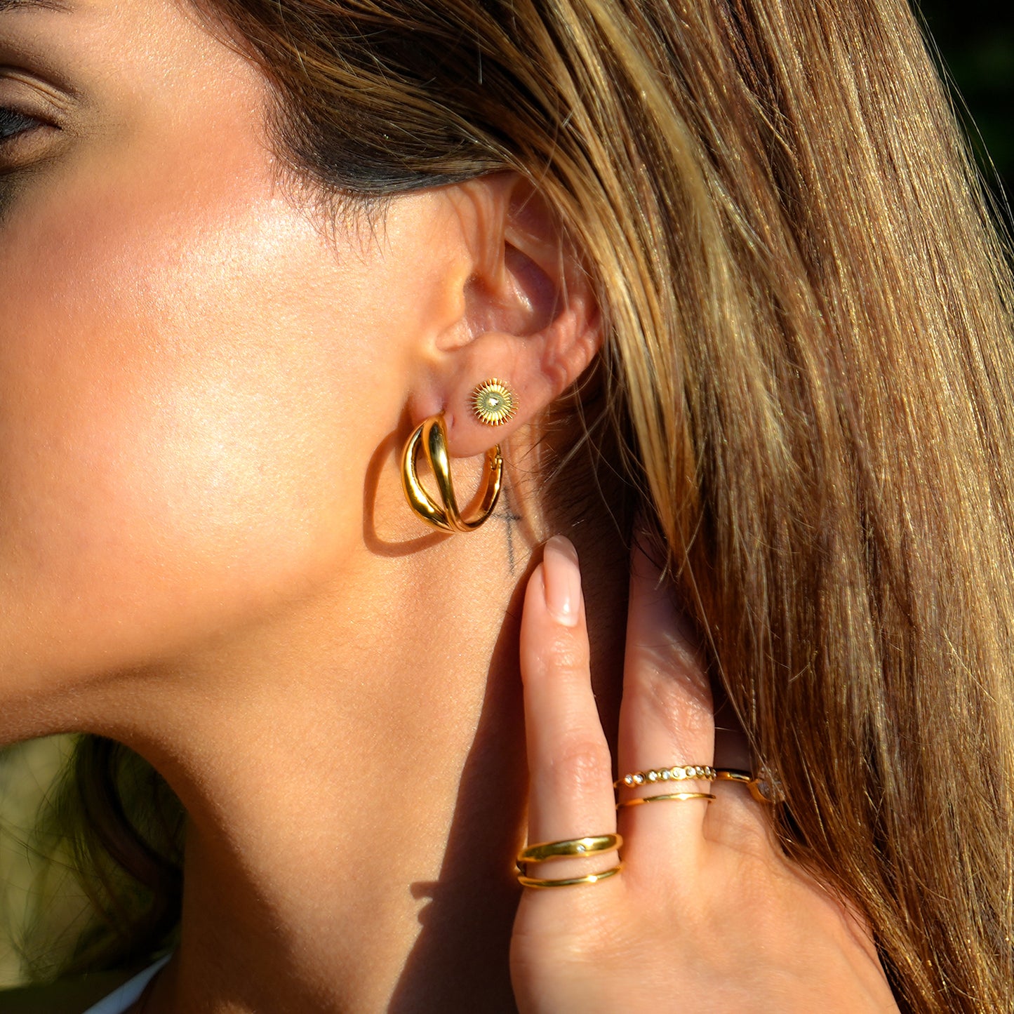 Style CAPITOLA: 'Night Star' Stud Earrings Gold