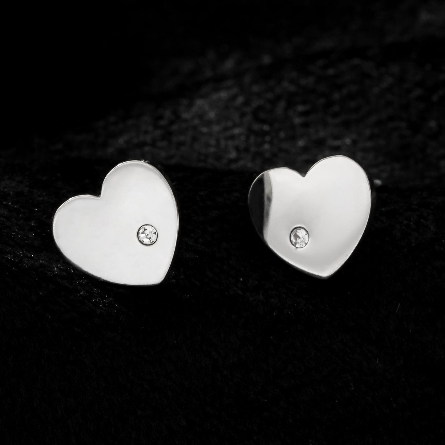 CUORE Silver Toned White Gold: Heart Shaped Solitaire Zirconia Stud Earrings