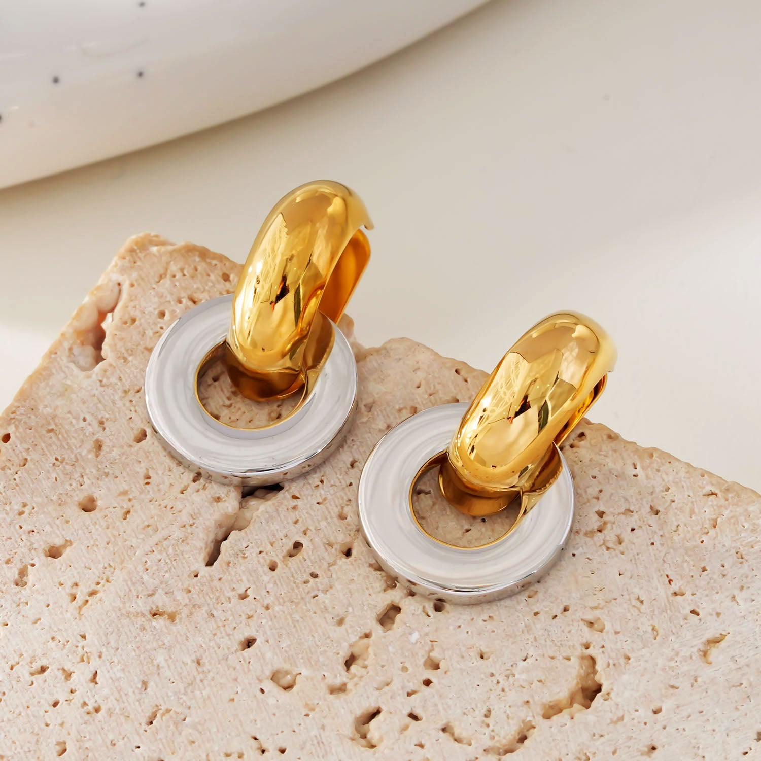 FILMORA: Mixed Metals Double Hoop Geometric-Chic Hoop Earrings