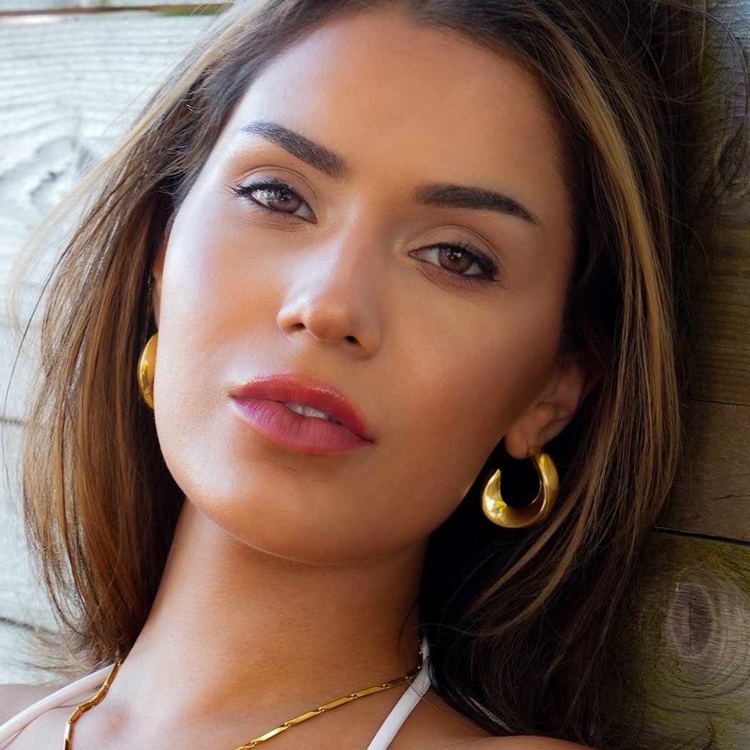 Style GALENA Gold: Twisted Hoop Style Earrings