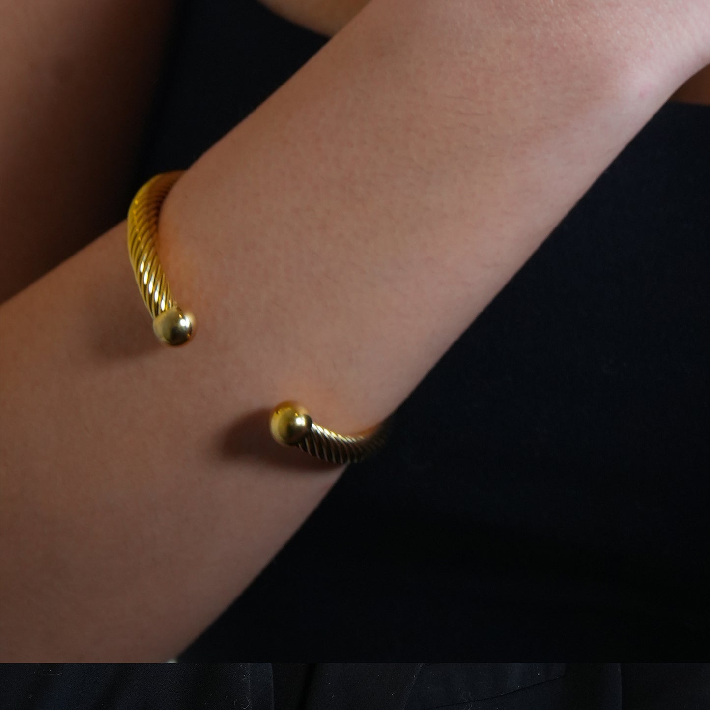 GOCHAR: Contemporary Elegance - Gold Bracelet with Surface Lines & Ball Bead Accents