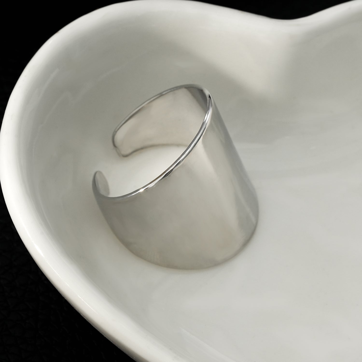 GOKOU: Elongated Wide Band Modernist Silver Ring.