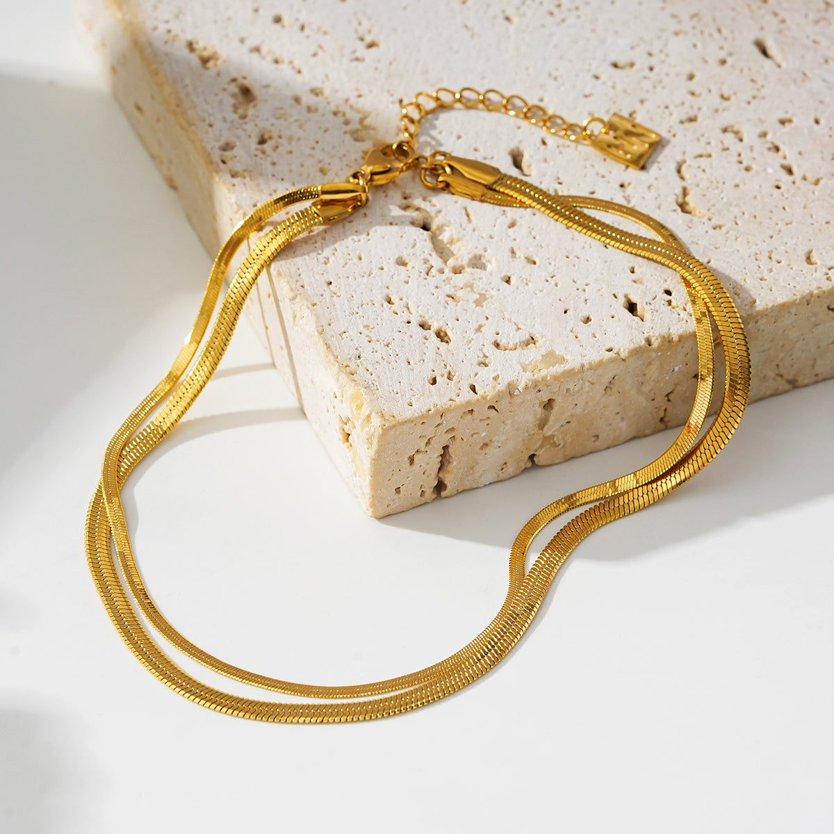 Style INESE LG 6497: Snake-Skin Textured 2-Layer Gold Anklet.