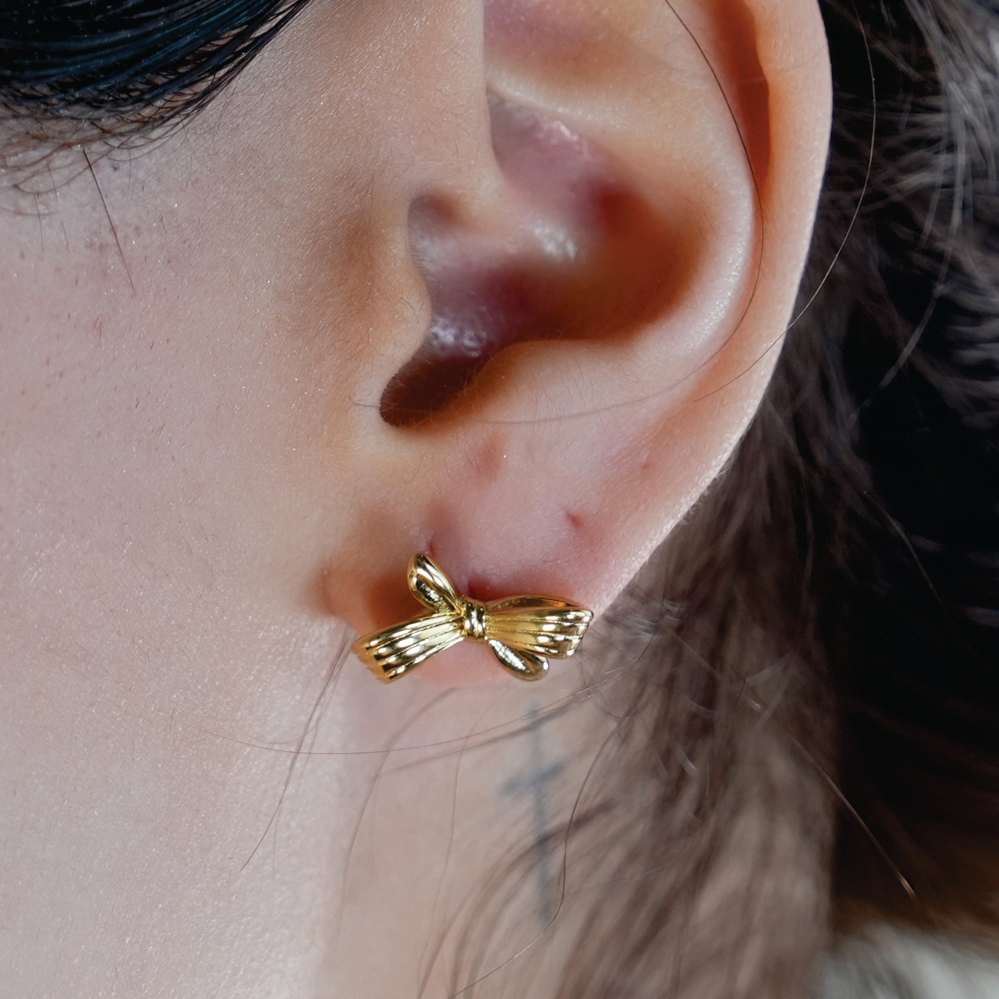 MISTY: Mini Bow Shaped Stud Earrings in Gold