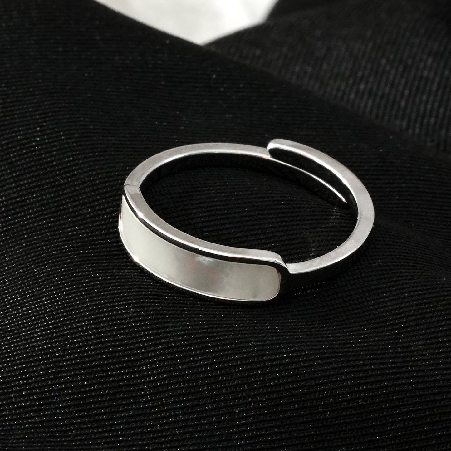 PEILLON White Gold (Silver Toned): Modern Minimalist Natural Shell Band Inset Ring