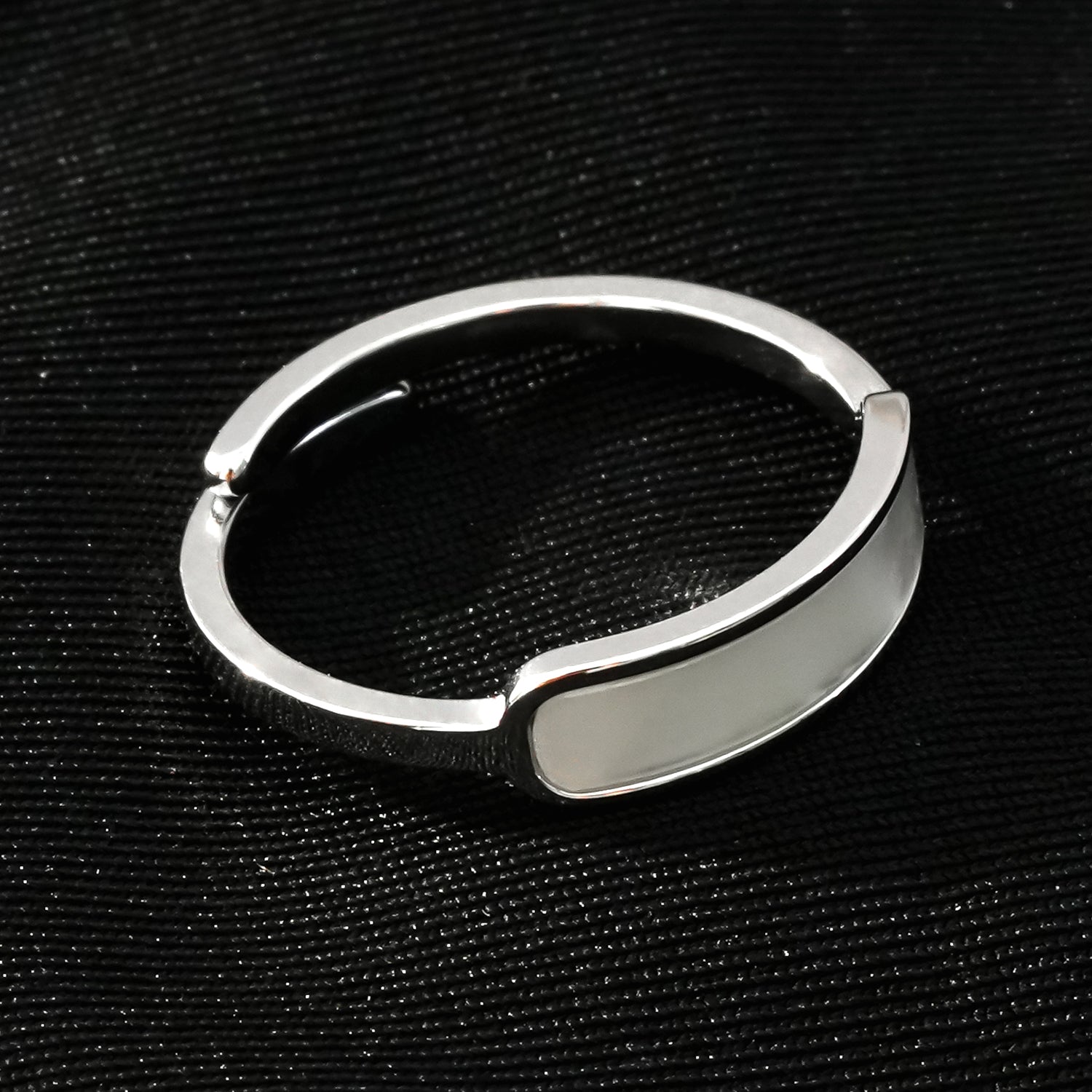 PEILLON White Gold (Silver Toned): Modern Minimalist Natural Shell Band Inset Ring