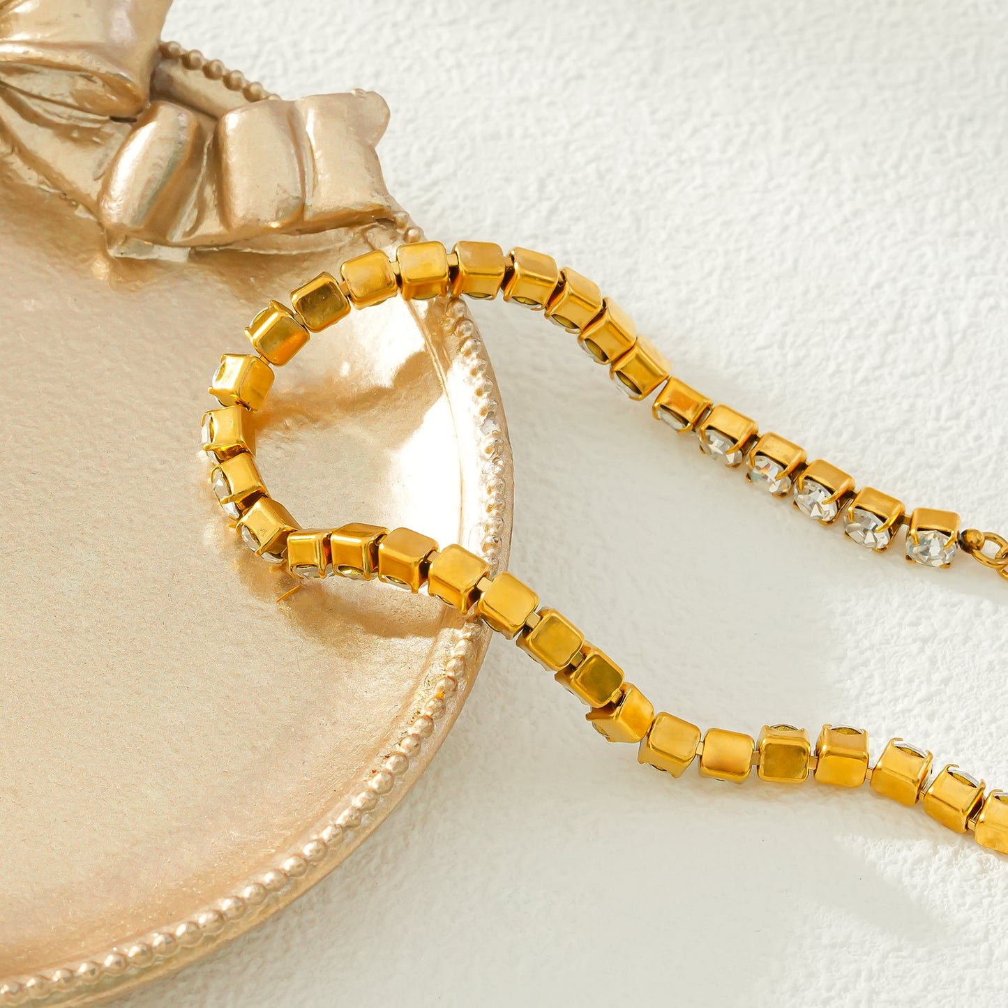 RITMO Gold: Classic Tennis Bracelet – Timeless Elegance for Every Occasion